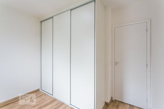 Quarto 1 de apartamento à venda com 2 quartos, 50m² em São Pedro, Osasco