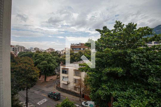 Vista do Quarto de apartamento para alugar com 3 quartos, 80m² em Tijuca, Rio de Janeiro