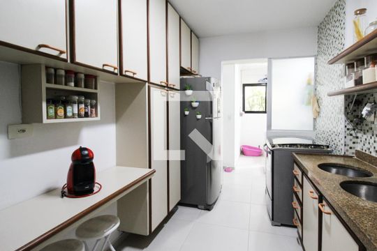 Cozinha de apartamento à venda com 3 quartos, 94m² em Vila Olímpia, São Paulo