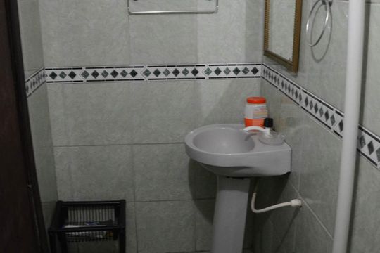 Banheiro de casa para alugar com 3 quartos, 200m² em Mathias Velho, Canoas