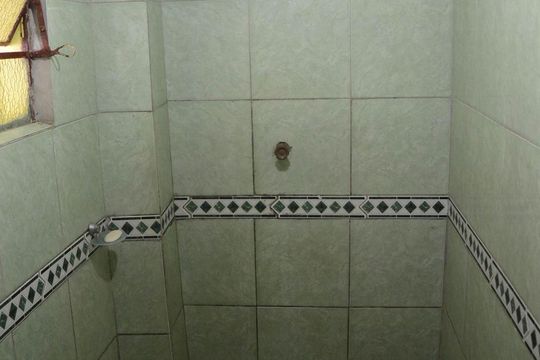 Banheiro de casa para alugar com 3 quartos, 200m² em Mathias Velho, Canoas