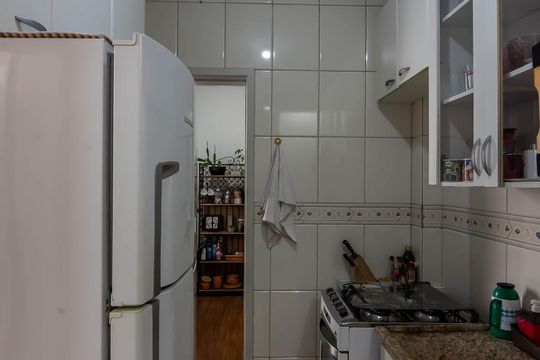 Cozinha de apartamento para alugar com 3 quartos, 78m² em Cruzeiro, Belo Horizonte