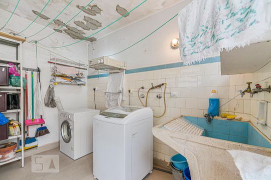 Área de Serviço de casa à venda com 3 quartos, 240m² em Ipiranga, São Paulo