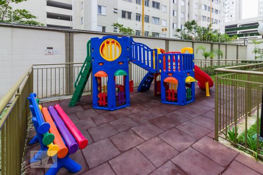 Playground de apartamento à venda com 2 quartos, 44m² em Jardim Íris, São Paulo
