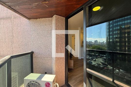 Varanda de apartamento para alugar com 1 quarto, 42m² em Jardim Paulistano, São Paulo