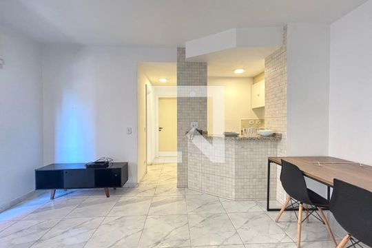 Sala de apartamento para alugar com 1 quarto, 48m² em Jardim Paulistano, São Paulo