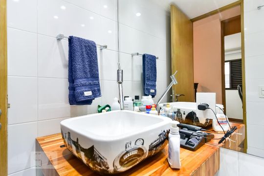 Banheiro Social de apartamento para alugar com 2 quartos, 62m² em Vila Mascote, São Paulo