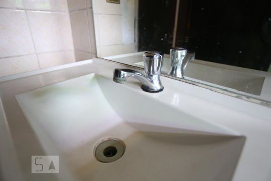 Banheiro - Torneira de casa à venda com 3 quartos, 81m² em Umuarama, Osasco