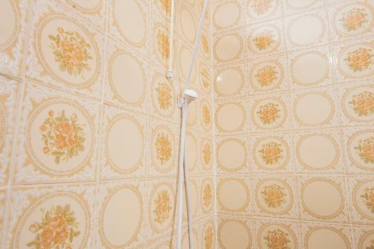 Banheiro de apartamento para alugar com 1 quarto, 40m² em Santa Cecília, Porto Alegre