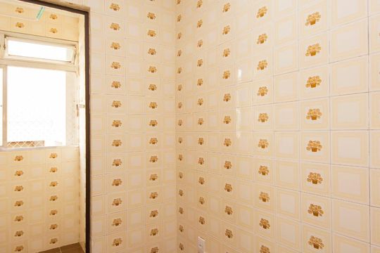 Cozinha de apartamento para alugar com 1 quarto, 40m² em Santa Cecília, Porto Alegre