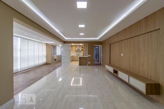 Apartamento para alugar com 3 quartos, 220m² em Empresarial 18 do Forte, Barueri