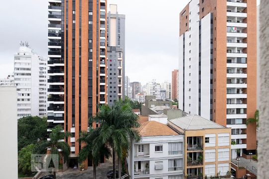 Sala - Vista de apartamento para alugar com 1 quarto, 36m² em Pinheiros, São Paulo