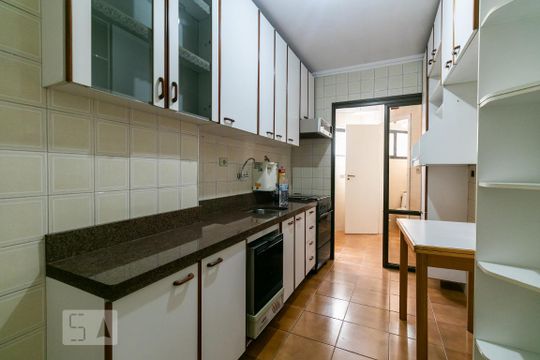 Cozinha de apartamento para alugar com 3 quartos, 77m² em Vila Prudente, São Paulo