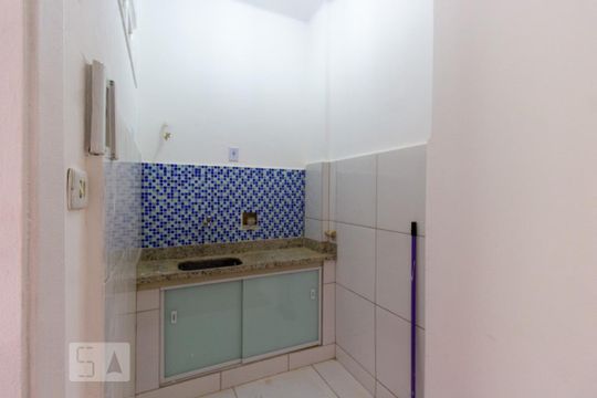 Cozinha de kitnet/studio para alugar com 1 quarto, 30m² em Centro, Rio de Janeiro