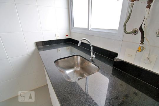 Área de Serviço de apartamento para alugar com 2 quartos, 90m² em Jardim Ampliação, São Paulo