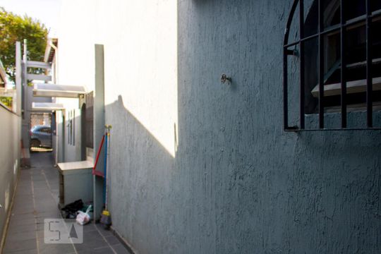 Corredor - Externo de casa à venda com 5 quartos, 268m² em Parque das Nações, Santo André