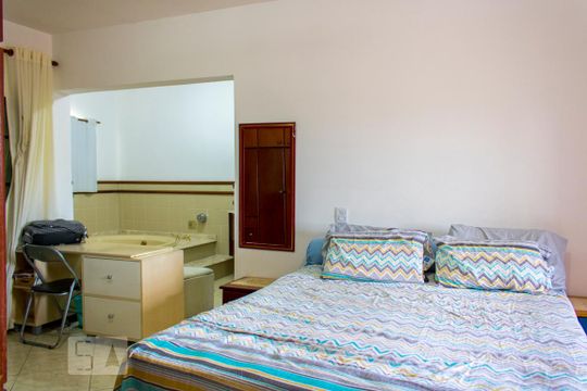 Quarto 1 - Suíte de casa à venda com 5 quartos, 268m² em Parque das Nações, Santo André