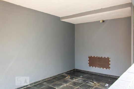 Garagem de casa à venda com 5 quartos, 268m² em Parque das Nações, Santo André