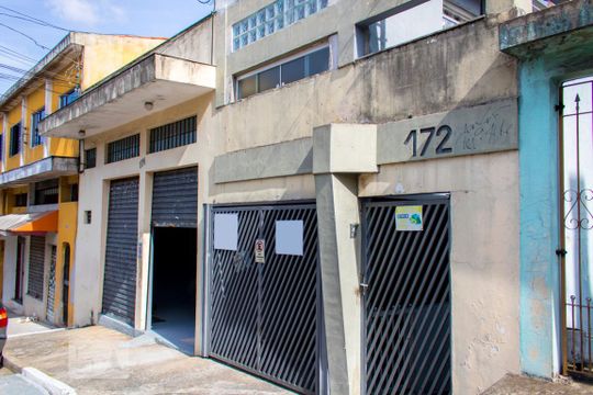 Fachada de casa à venda com 5 quartos, 268m² em Parque das Nações, Santo André