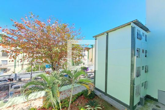 Vista de apartamento para alugar com 2 quartos, 50m² em Inhaúma, Rio de Janeiro