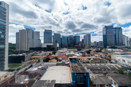 Vista de kitnet/studio para alugar com 1 quarto, 30m² em Chácara Santo Antônio (zona Sul), São Paulo