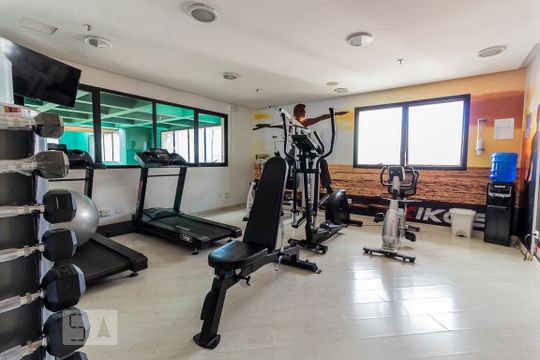 Academia de kitnet/studio para alugar com 1 quarto, 30m² em Chácara Santo Antônio (zona Sul), São Paulo