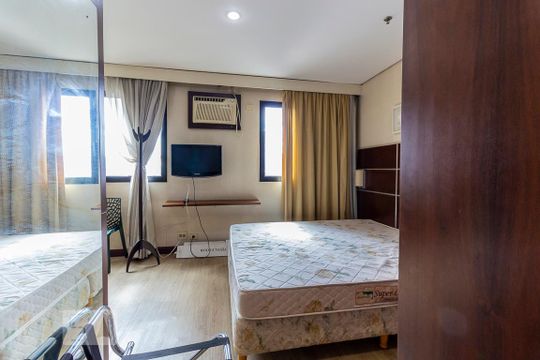 Studio de kitnet/studio para alugar com 1 quarto, 30m² em Chácara Santo Antônio (zona Sul), São Paulo