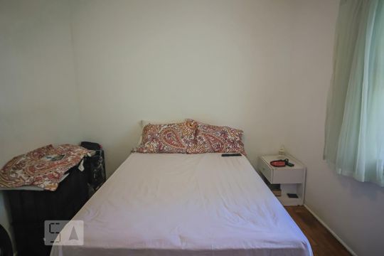Quarto 1 de casa à venda com 4 quartos, 168m² em Jardim Bonfiglioli, São Paulo