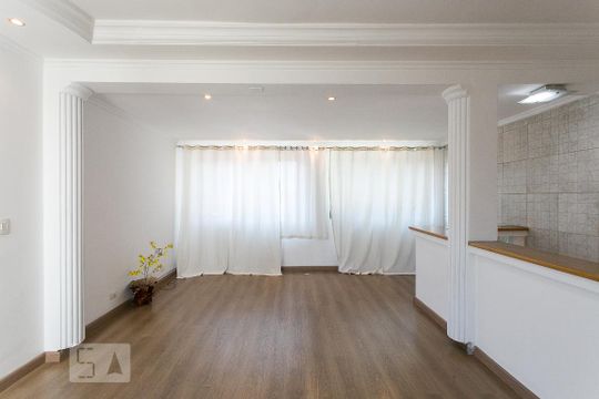 Sala 2 de casa para alugar com 4 quartos, 280m² em Chácara Santo Antônio , São Paulo