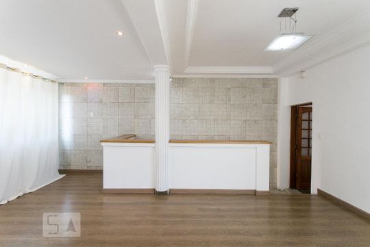 Sala 2 de casa para alugar com 4 quartos, 280m² em Chácara Santo Antônio , São Paulo