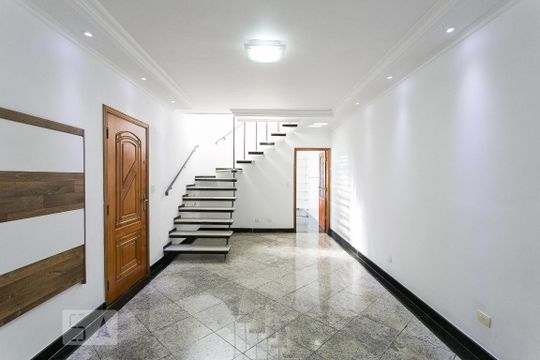 Sala 1 de casa para alugar com 4 quartos, 280m² em Chácara Santo Antônio , São Paulo