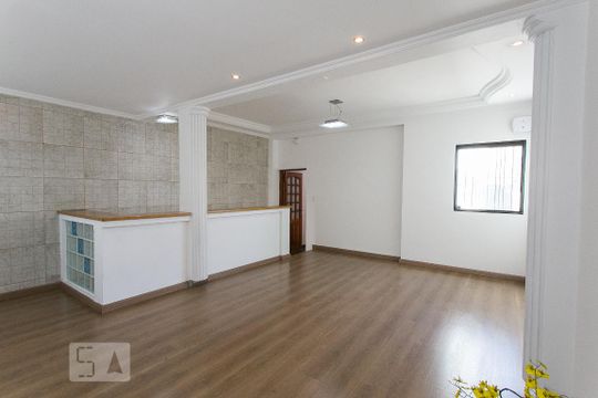 Sala 2 de casa para alugar com 4 quartos, 280m² em Chácara Santo Antônio , São Paulo