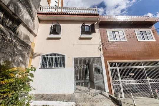 Fachada de casa à venda com 4 quartos, 231m² em Vila Gomes Cardim, São Paulo