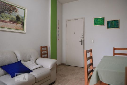 Sala de apartamento para alugar com 2 quartos, 67m² em Vila Isabel, Rio de Janeiro