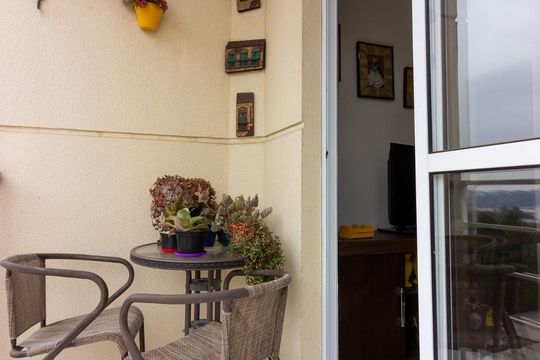 Varanda da Sala  de apartamento para alugar com 2 quartos, 50m² em Jardim dos Ipês, Cotia