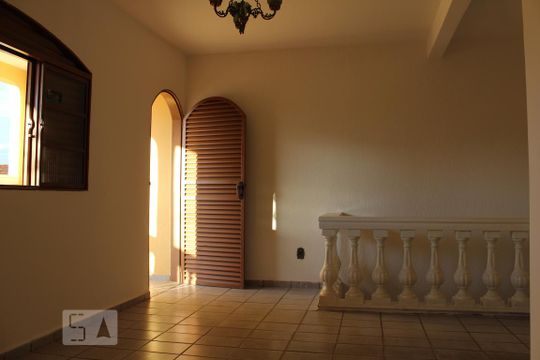 Casa à venda com 5 quartos, 240m² em Guará Ii, Brasília