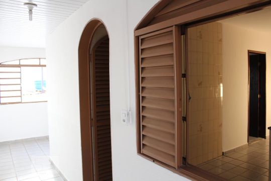 Área de Serviço de casa à venda com 5 quartos, 240m² em Guará Ii, Brasília