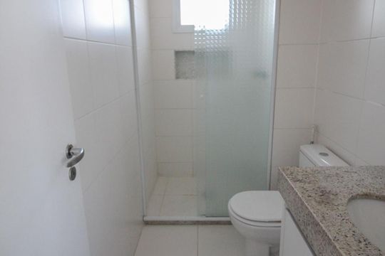 banheiro Quarto 3 suite de apartamento para alugar com 3 quartos, 95m² em Santa Teresinha, São Paulo