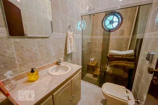 Lavabo de casa à venda com 4 quartos, 280m² em Penha de França, São Paulo