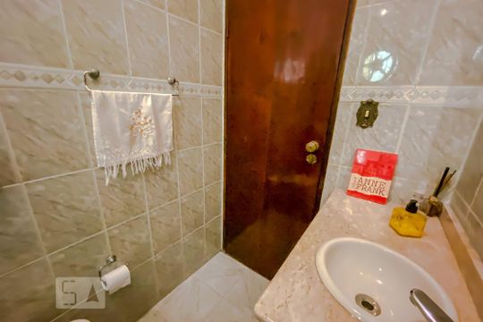 Lavabo de casa à venda com 4 quartos, 280m² em Penha de França, São Paulo