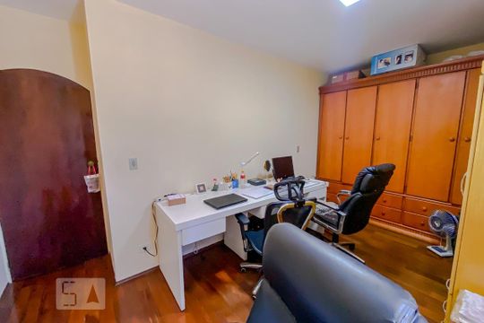 Quarto de casa à venda com 4 quartos, 280m² em Penha de França, São Paulo