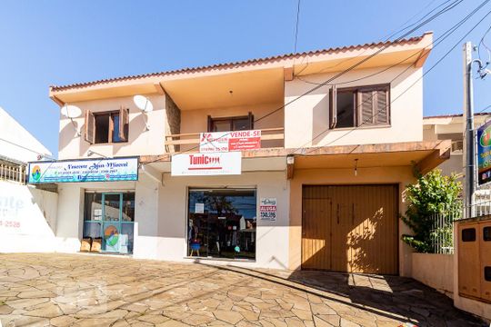 Fachada de casa para alugar com 3 quartos, 190m² em Jardim Itu Sabará, Porto Alegre