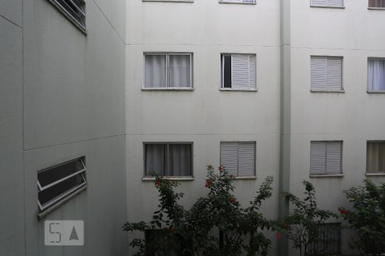 Vista da Sala de apartamento à venda com 2 quartos, 44m² em Vila Yolanda, Osasco