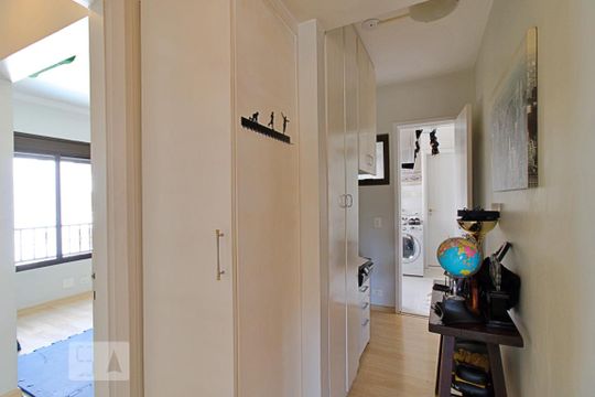 Acesso a Cozinha de apartamento para alugar com 2 quartos, 100m² em Vila Morumbi, São Paulo