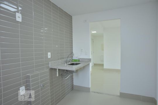 Cozinha de apartamento à venda com 2 quartos, 86m² em Jacarepaguá, Rio de Janeiro