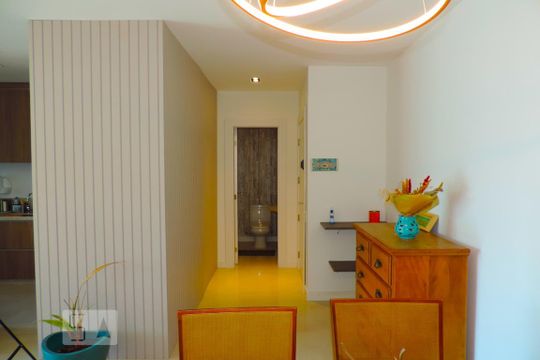 Sala de apartamento para alugar com 2 quartos, 65m² em Campeche, Florianópolis