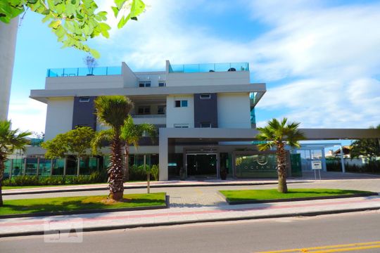 Fachada de apartamento para alugar com 2 quartos, 65m² em Campeche, Florianópolis