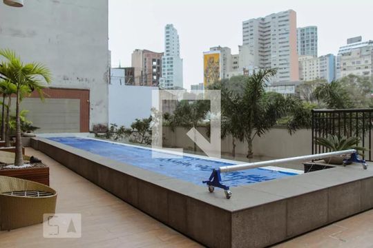 Piscina de apartamento à venda com 1 quarto, 40m² em Bela Vista, São Paulo