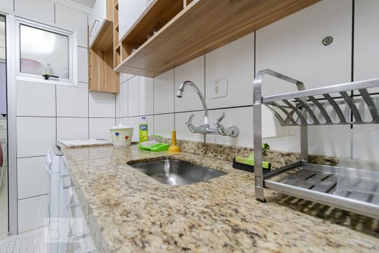 Cozinha de apartamento à venda com 2 quartos, 135m² em Vila Gumercindo, São Paulo