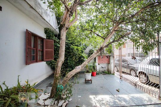 Quintal de casa à venda com 5 quartos, 150m² em Lauzane Paulista, São Paulo